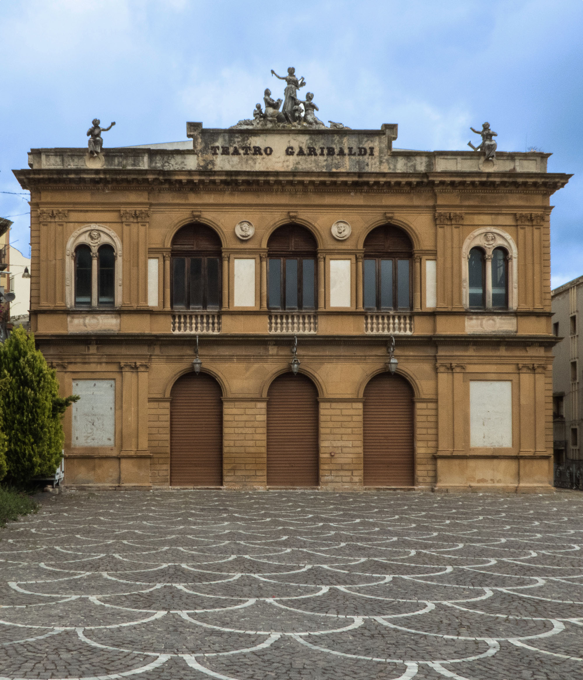 Teatro Garibaldi piazza armerina
